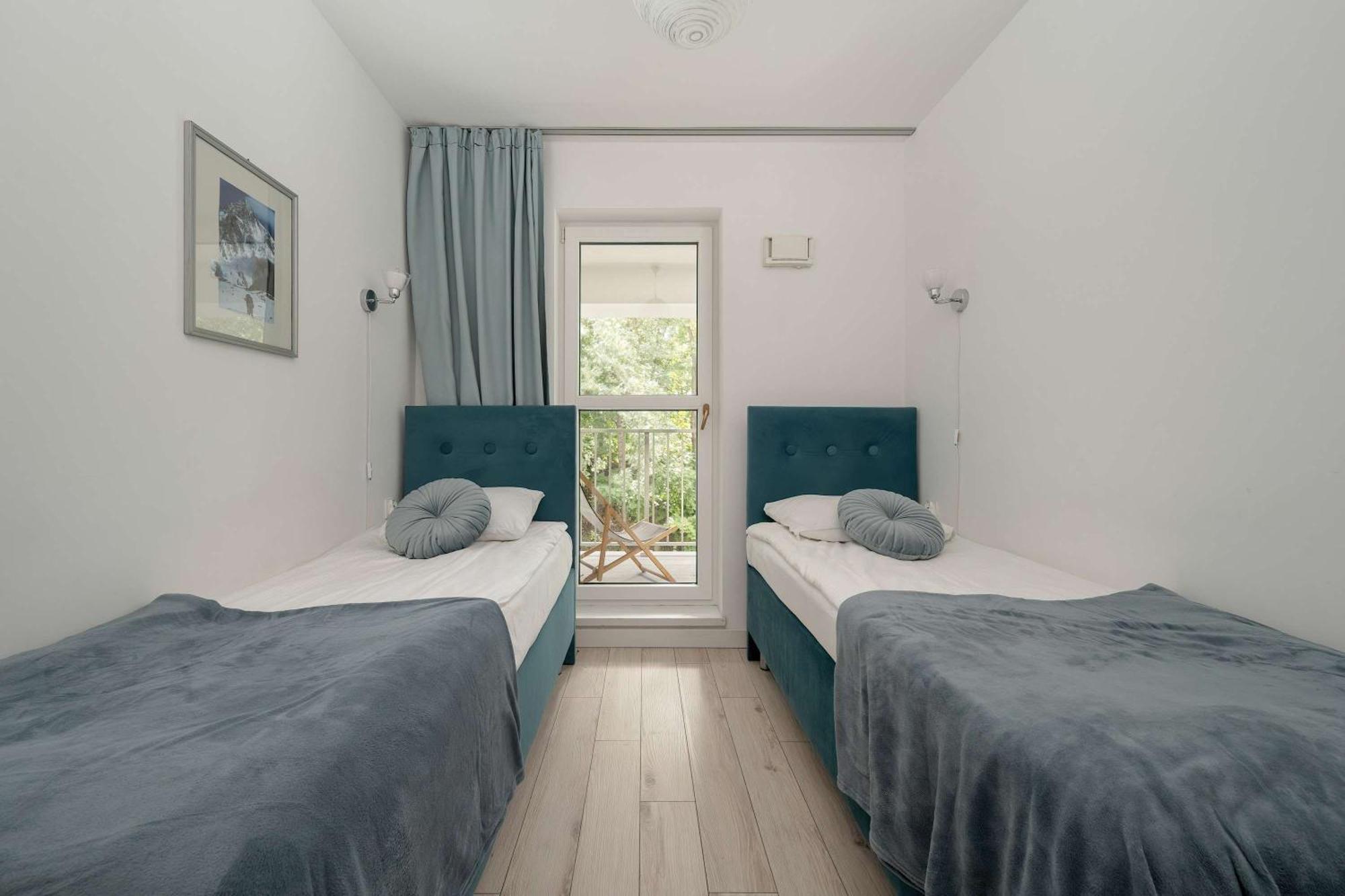 Elegancki Z Parkingiem I Umeblowanym Balkonem We Wroclawiu By Renters Appartamento