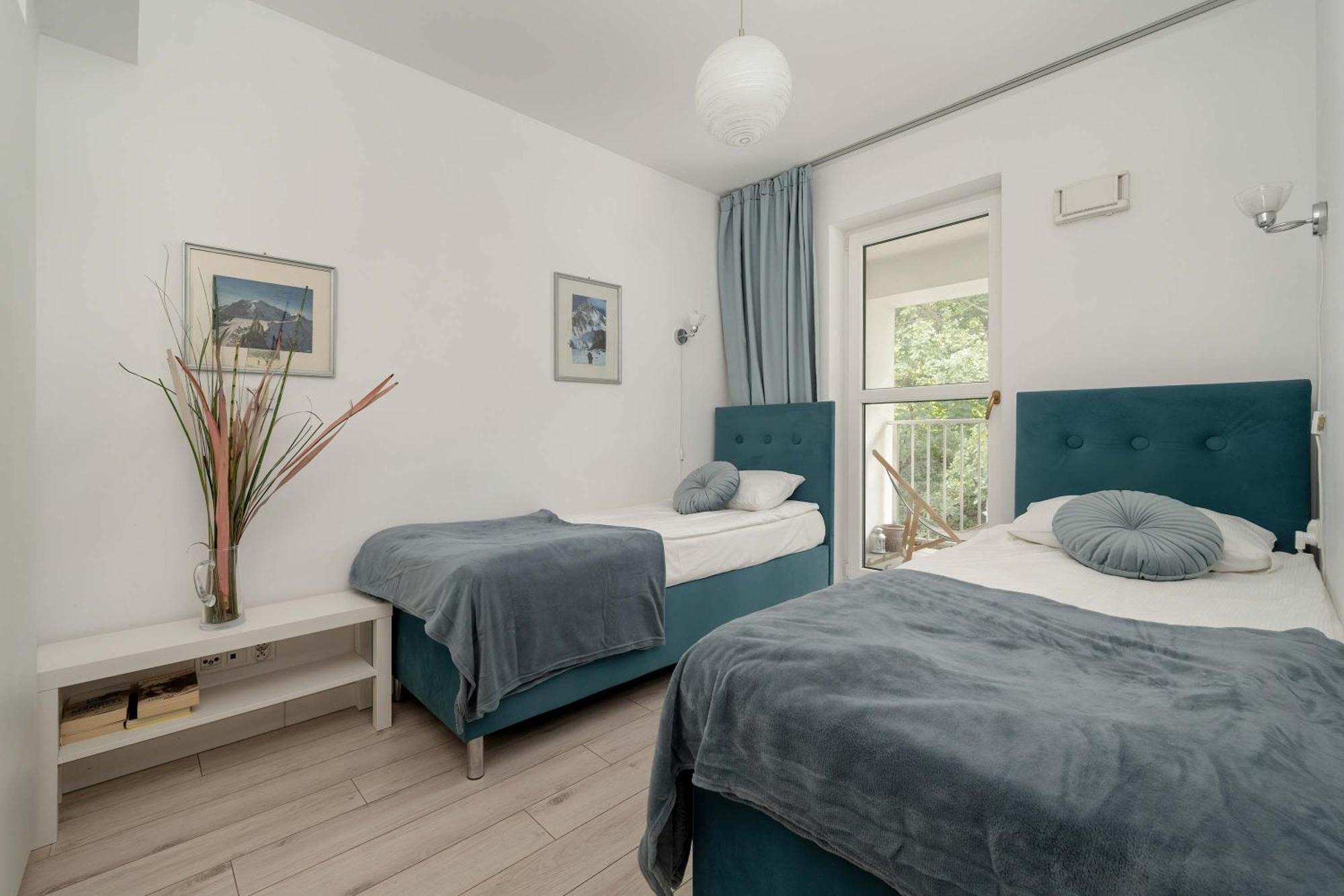 Elegancki Z Parkingiem I Umeblowanym Balkonem We Wroclawiu By Renters Appartamento *